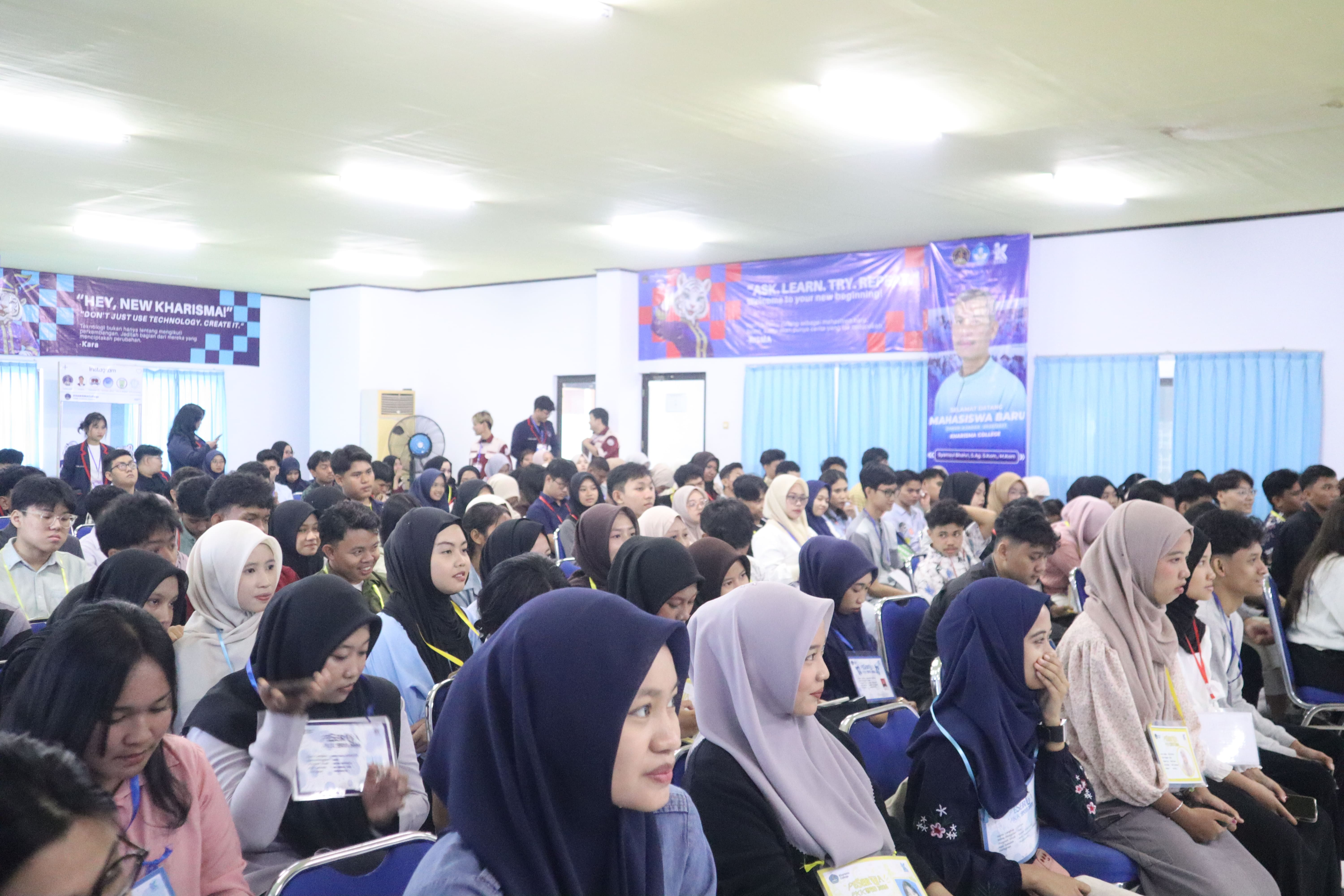 Hari Pertama PKKMB KHARISMA College 2026 Resmi Dimulai
