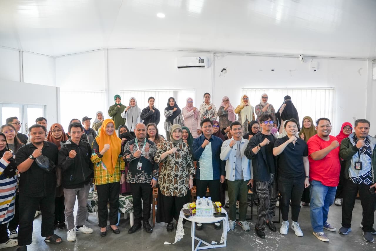 STMIK KHARISMA Sukses Gelar Workshop AI "Merdeka Berkarya, UMKM Naik Kelas" Bersama WithMi dan MCH